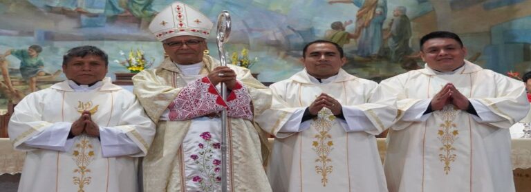 Tercer aniversario episcopal Monseñor Ángel Ernesto Zapata Bances